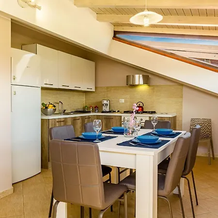 Apartment 'villetta Desiderio By Interhome Giardini-Naxos